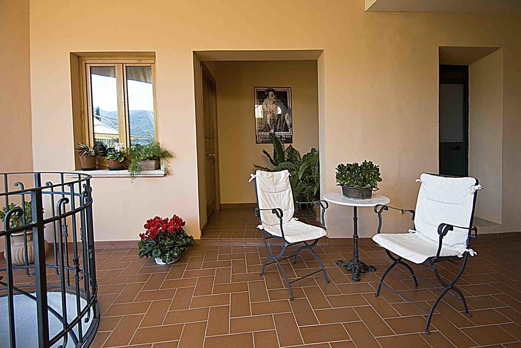 Albergo Villa Cristina Σπολέτο Εξωτερικό φωτογραφία