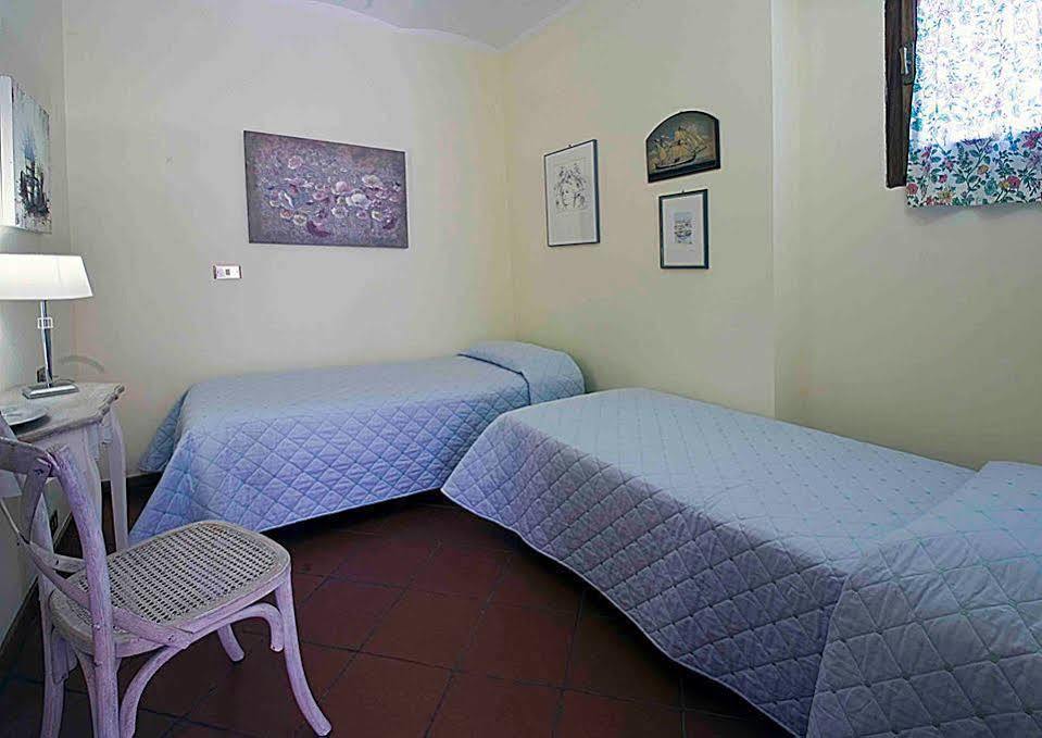 Albergo Villa Cristina Σπολέτο Εξωτερικό φωτογραφία